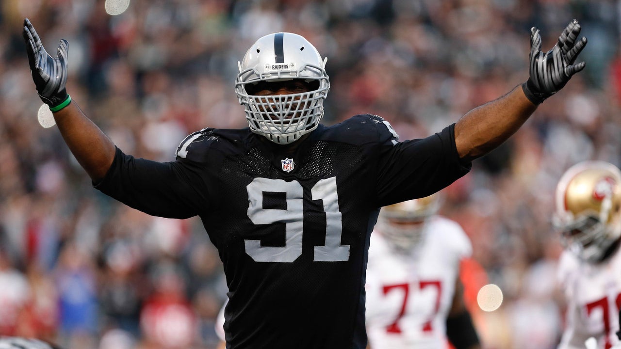 Report: Raiders plan to place Tuck on injured reserve
